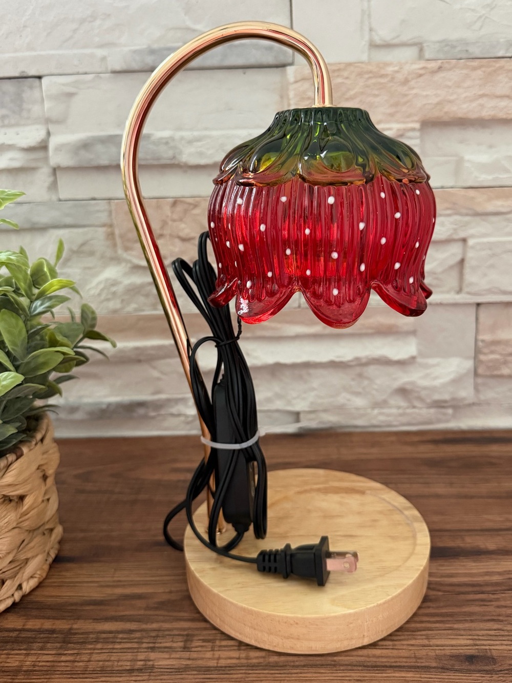 🆕 Strawberry Shortcake Warmer Lamp!